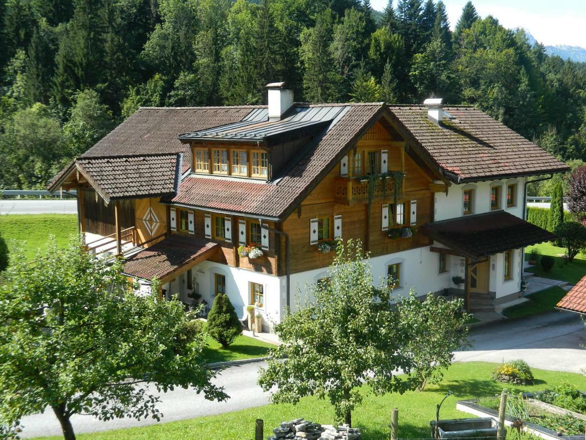 Reiters-Ferienhaus Russbach am Pass Gschütt Eksteriør bilde